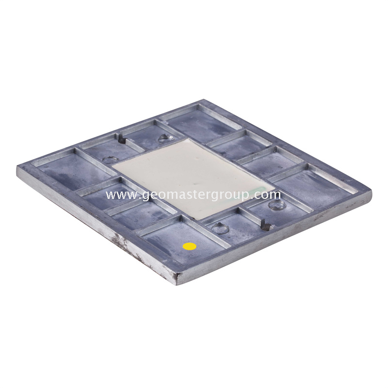 Güneş Enerjili Yol Butonu