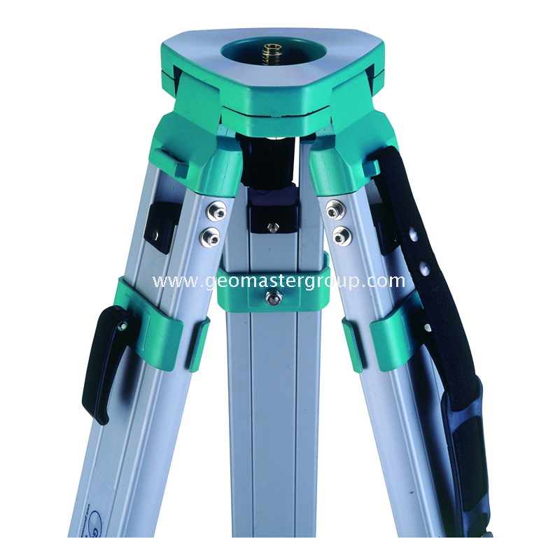 Yüklenici tripod (kare bacaklar, hızlı kelepçeler)