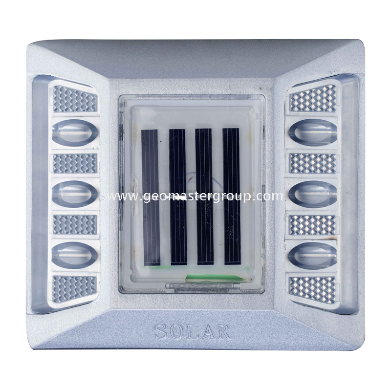 Güneş Enerjili Yol Butonu