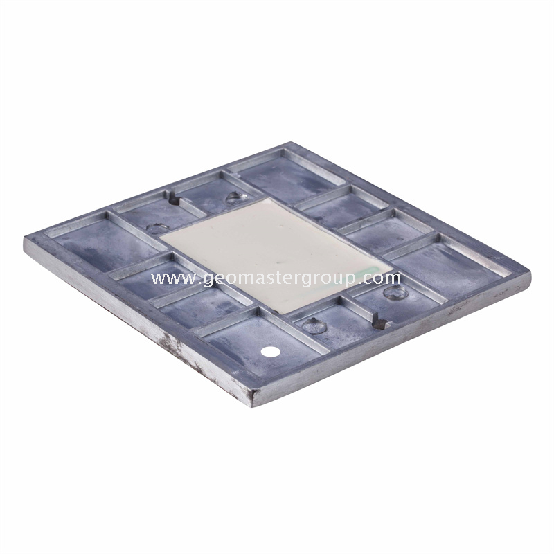 Güneş Enerjili Yol Butonu